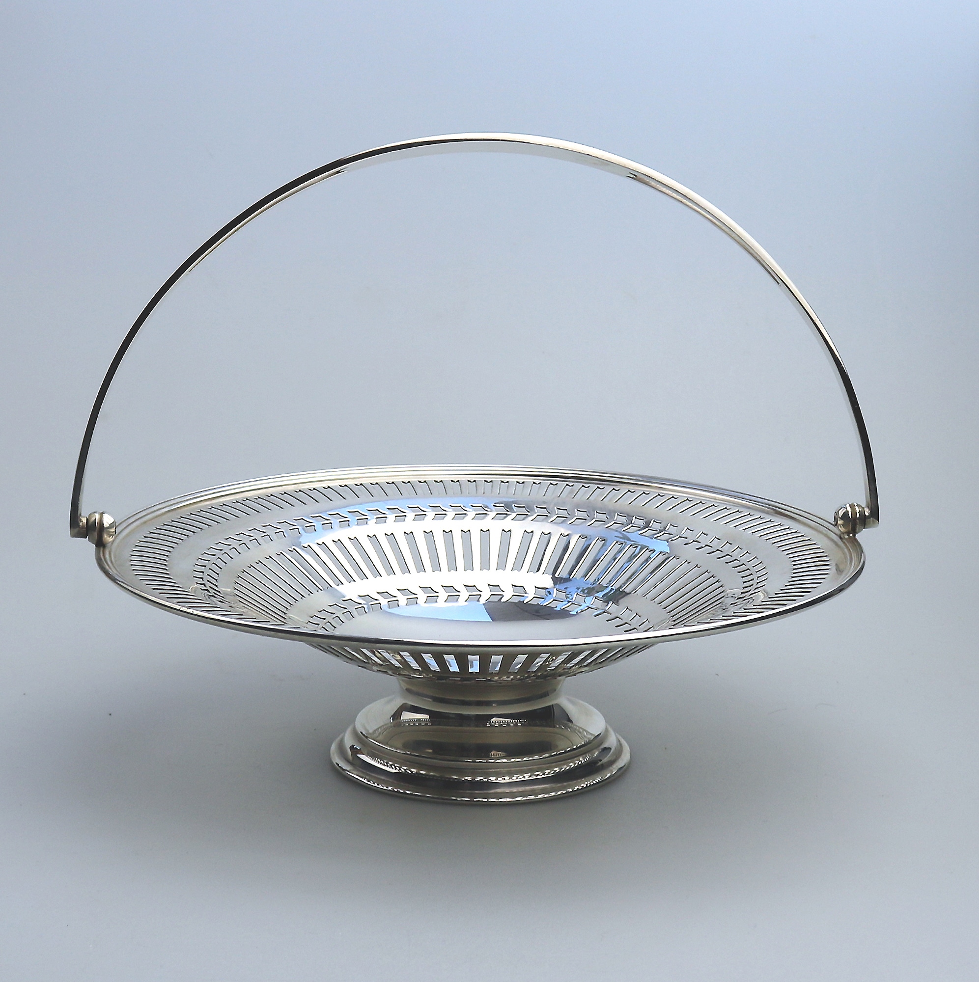A good silver plate pierced Mappin & Webb swing handled Basket / Dish C.20th