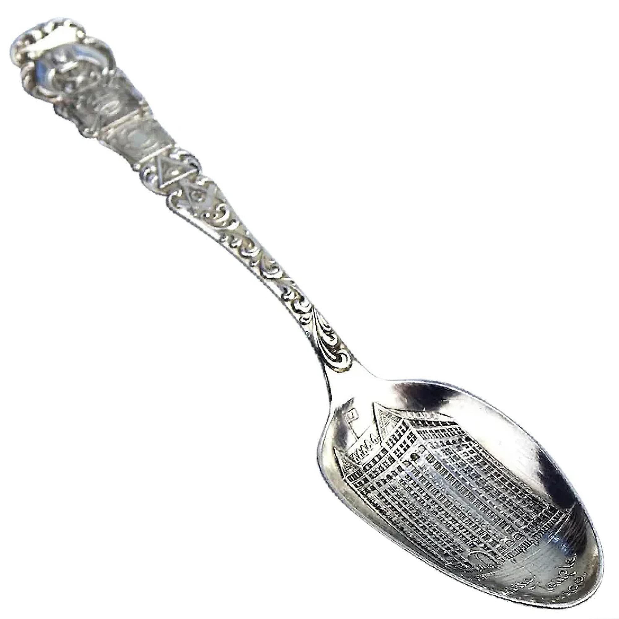 A rare Freemasons sterling silver R Wallace Chicago Masonic Temple Spoon C.20thC