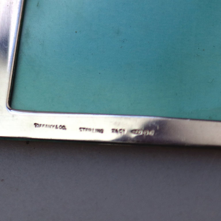 Tiffany & Co. sterling silver travelling diptych double Photograph Frame C.20thC - Image 5