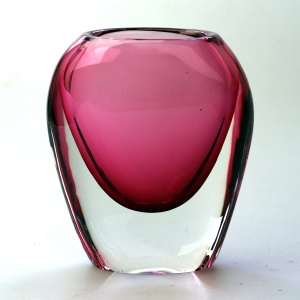 An attractive mid century retro contemporary art glass hand-blown Vase C.20thC