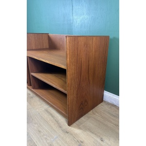 Retro Vintage Mid Century Danish 🇩🇰 Teak Record Vinyl Media Cabinet-Courier