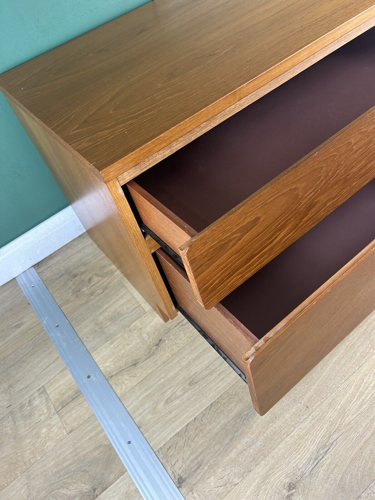 Retro Vintage Mid Century Teak Beaver&Tapley Tv-Cabinet-Courier