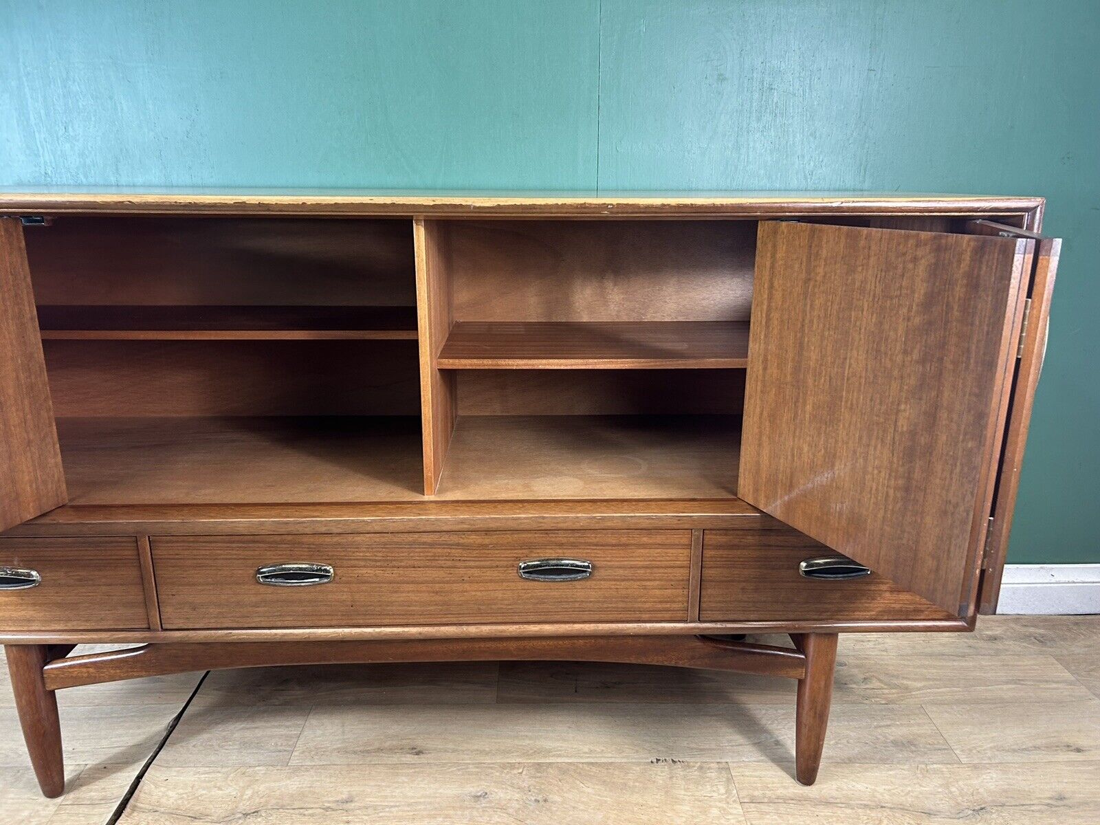 Retro Vintage Mid Century Teak G Plan Brasilia Sideboard -Courier