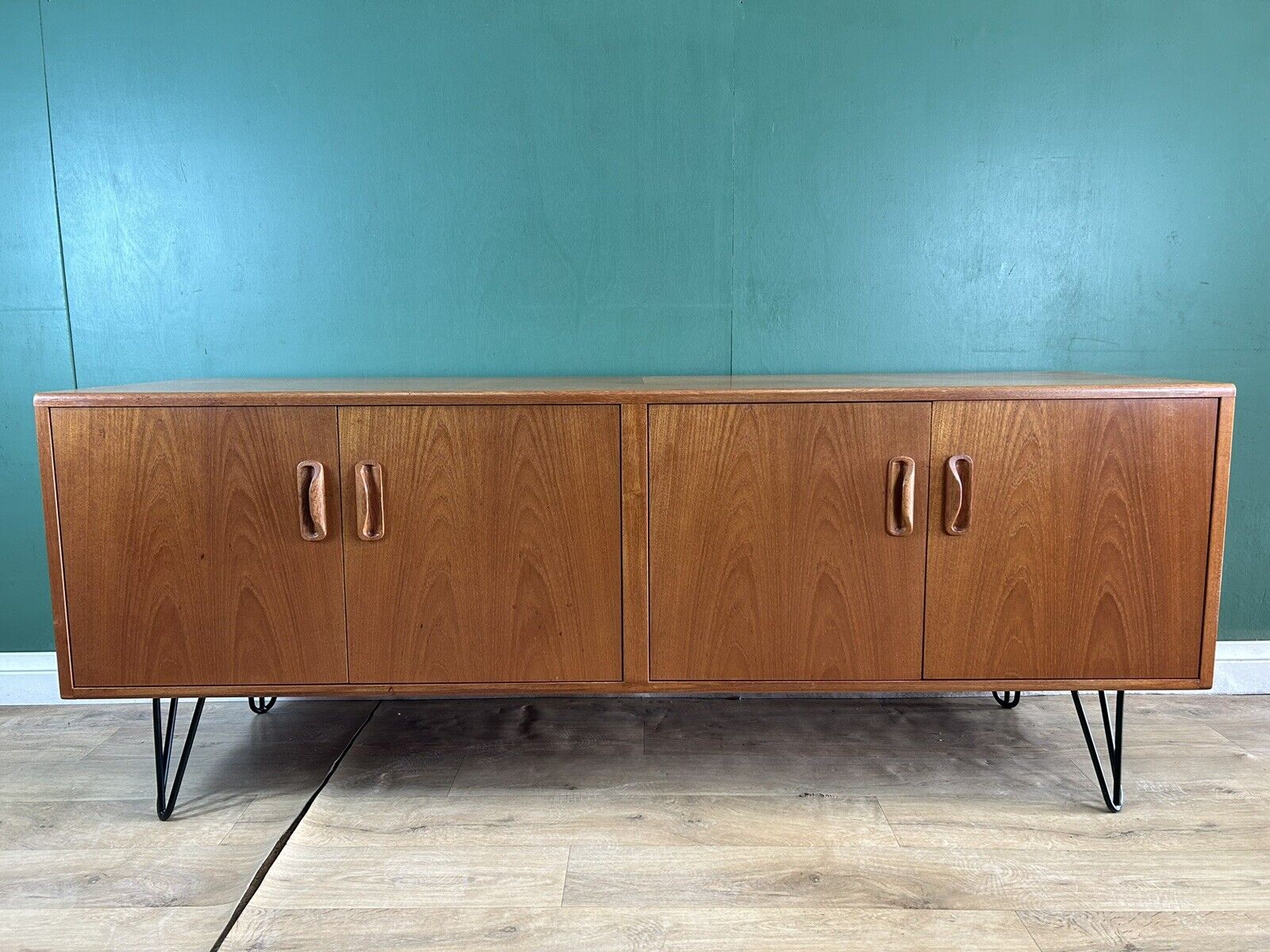 Retro Vintage Mid Century Teak G Plan Sideboard On Hairpin Legs-Courier