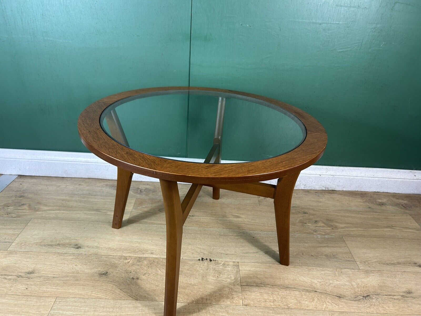 Retro Vintage Mid Century Teak Glass Top Coffee Table By Stonehill -Courier