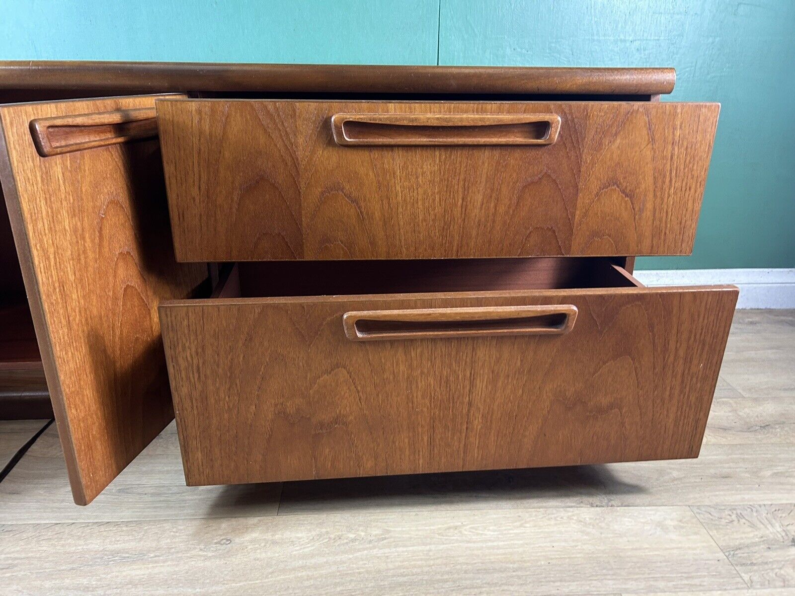 Retro Vintage Mid Century Teak Low Sideboard By Meredew Furniture-Courier