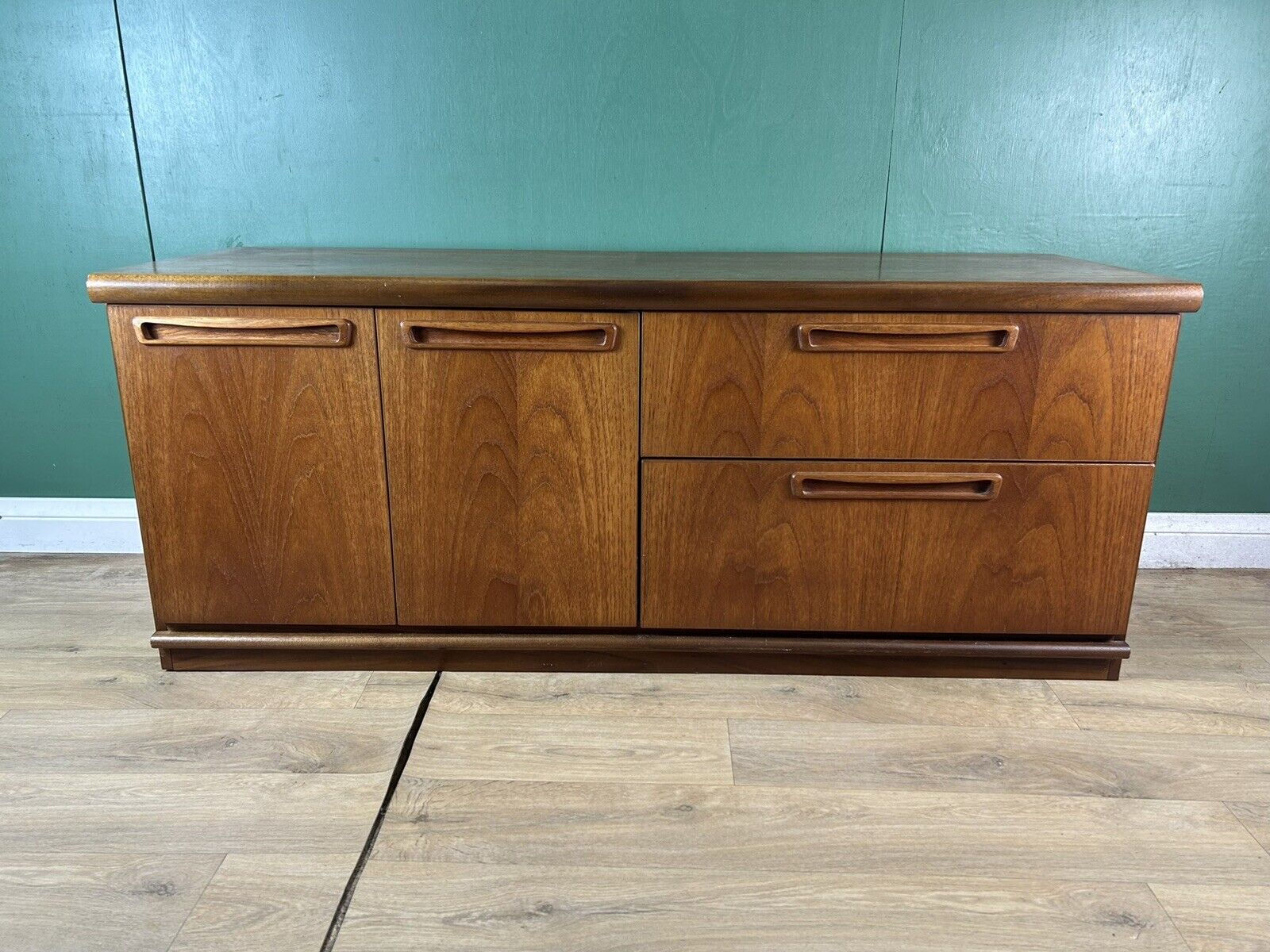 Retro Vintage Mid Century Teak Low Sideboard By Meredew Furniture-Courier