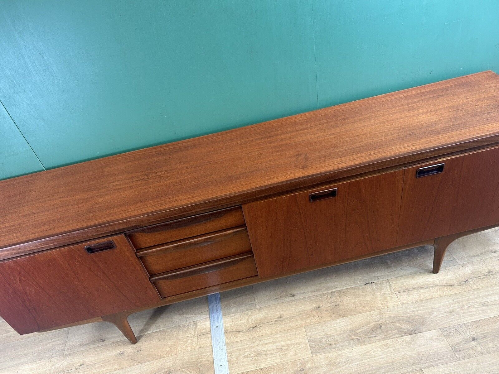 Retro Vintage Mid Century Teak Sideboard By Greaves& Thomas-Courier