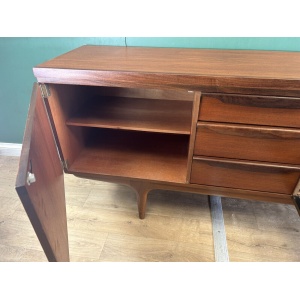 Retro Vintage Mid Century Teak Sideboard By Greaves& Thomas-Courier