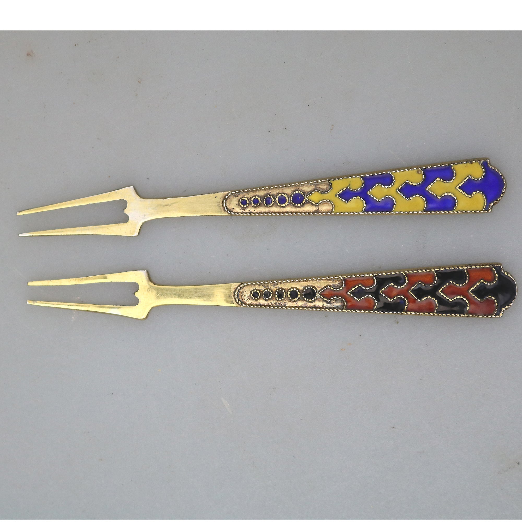 A good pair of Russian 875 solid silver gilt & enamel serving Lemon Forks C.1940+