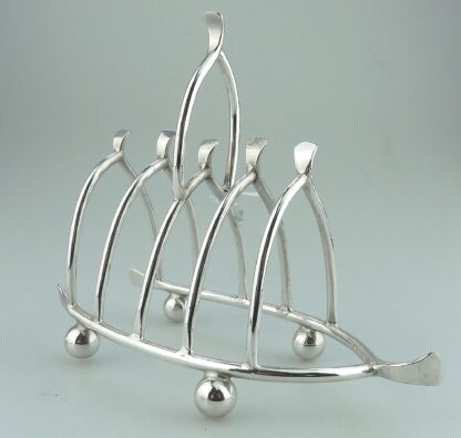 An antique novelty silver plated lucky Chicken Wishbone Toast Rack C.1920 - Image 2