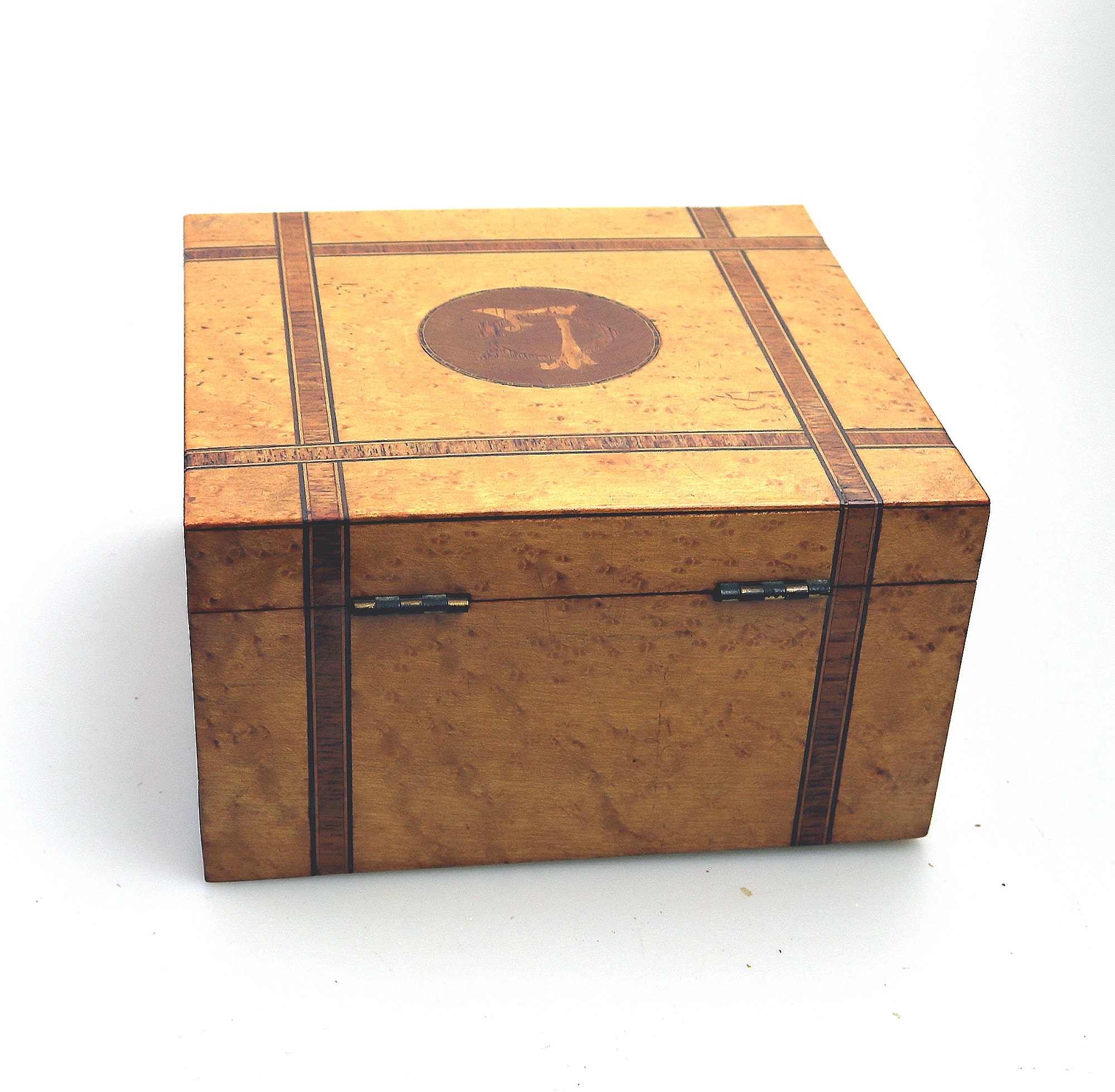 A good quality & very pretty antique Victorian inlaid & cross banded Box C.19thC
