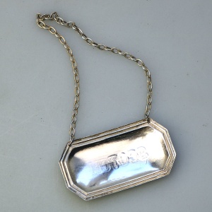 English solid silver Scotch Decanter Label Ticket by Richards & Knight C.1970