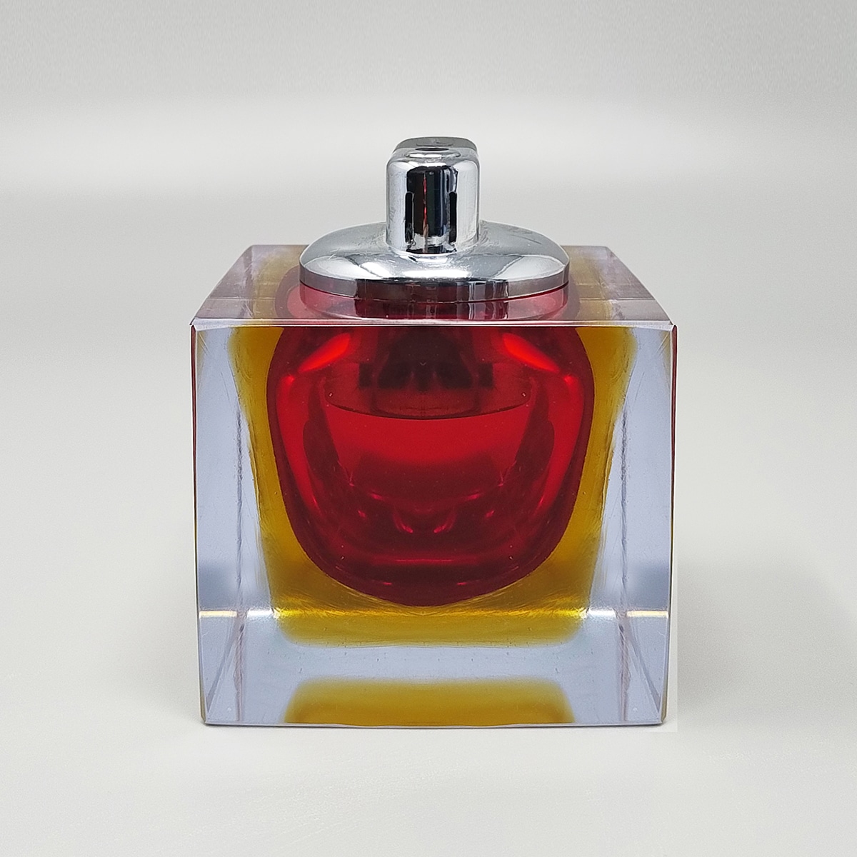 1960s Stunning Red Table Lighter in Murano Sommerso Glass By Flavio Poli for Seguso