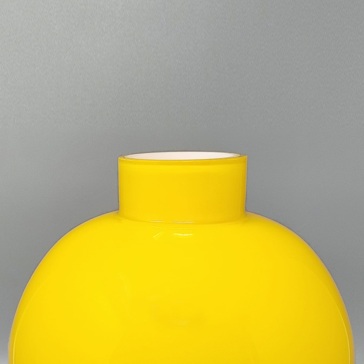 1970s Gorgeous Yellow Vase by Ind. Vetraria Valdarnese. Made in Italy