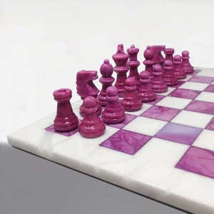 1970s Stunning Pink and White Chess Set in Volterra Alabaster Handmade Made in Italy