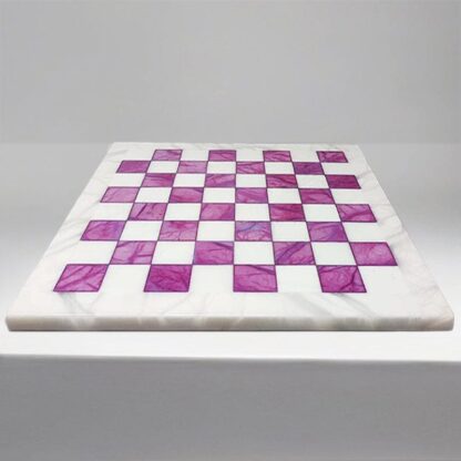 1970s Stunning Pink and White Chess Set in Volterra Alabaster Handmade Made in Italy - Image 4