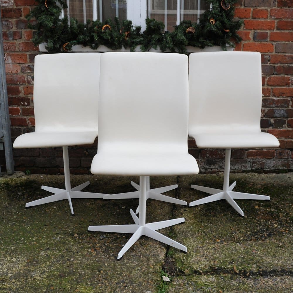 'Oxford' Swivel Chairs In White By Arne Jacobsen For Fritz Hansen, 1965, Set Of 4