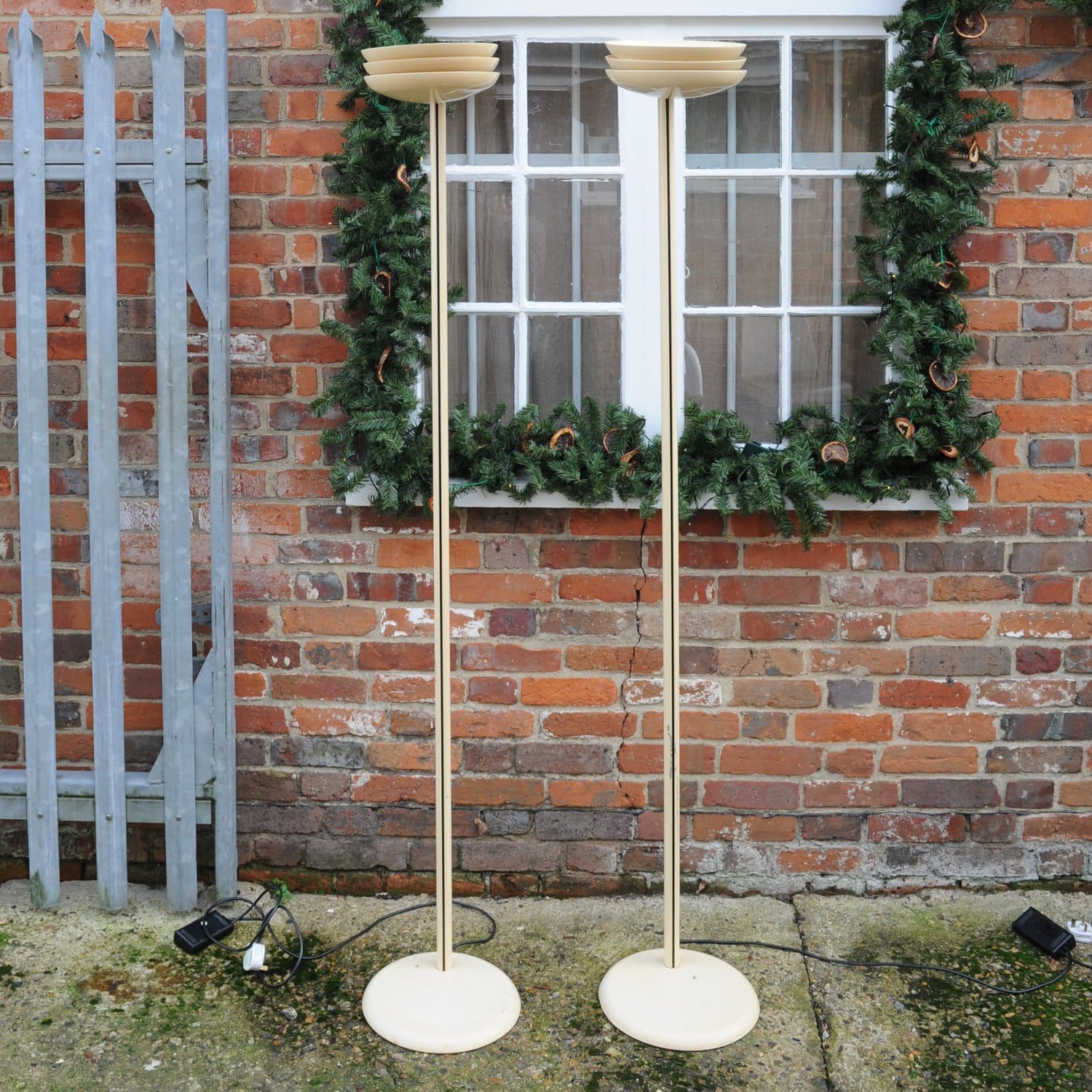 Vintage Italian Cream Model Rl 101/5 Floor Lamps From Relux, Set Of 2, 1970s