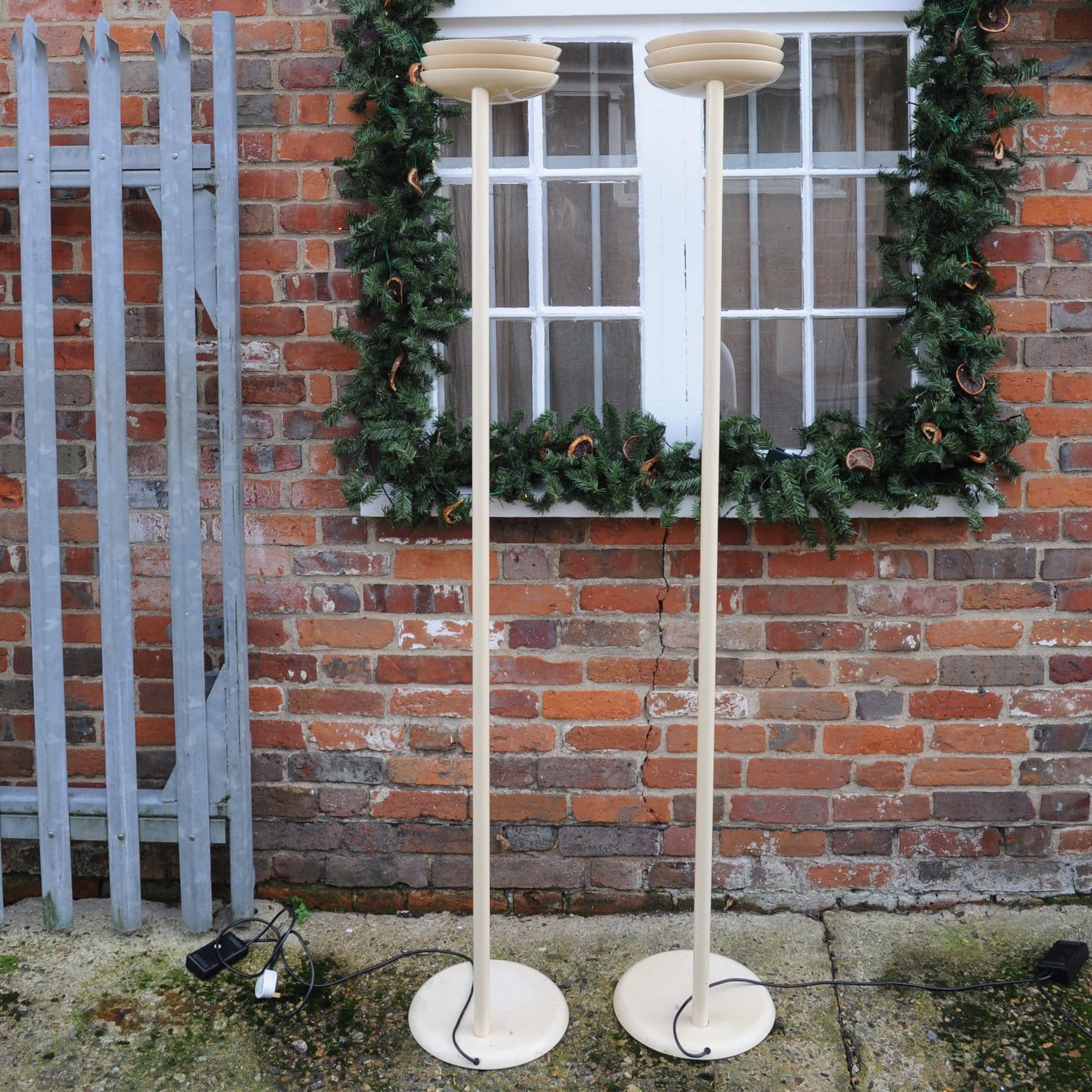Vintage Italian Cream Model Rl 101/5 Floor Lamps From Relux, Set Of 2, 1970s