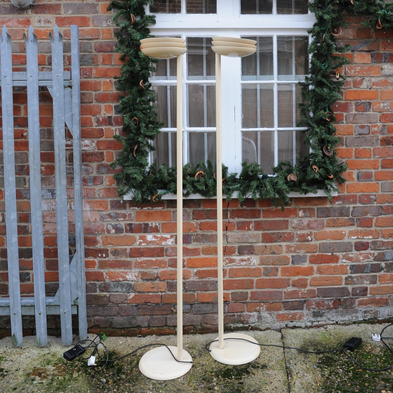 Vintage Italian Cream Model Rl 101/5 Floor Lamps From Relux, Set Of 2, 1970s