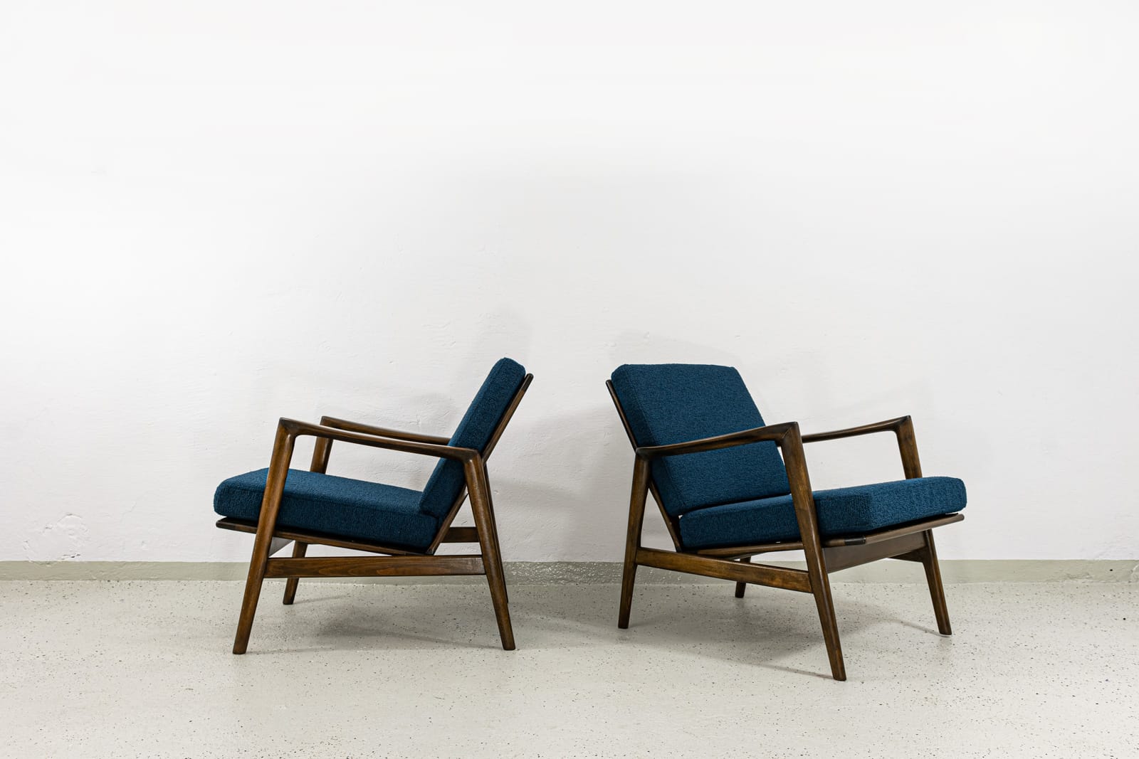 Pair of armchairs “Type 300 139” Poland, 1960’s