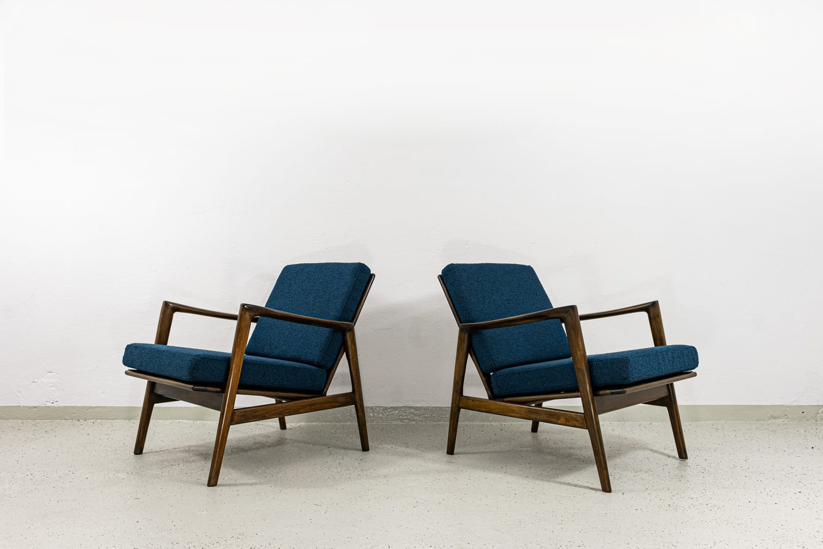 Pair of armchairs “Type 300 139” Poland, 1960’s