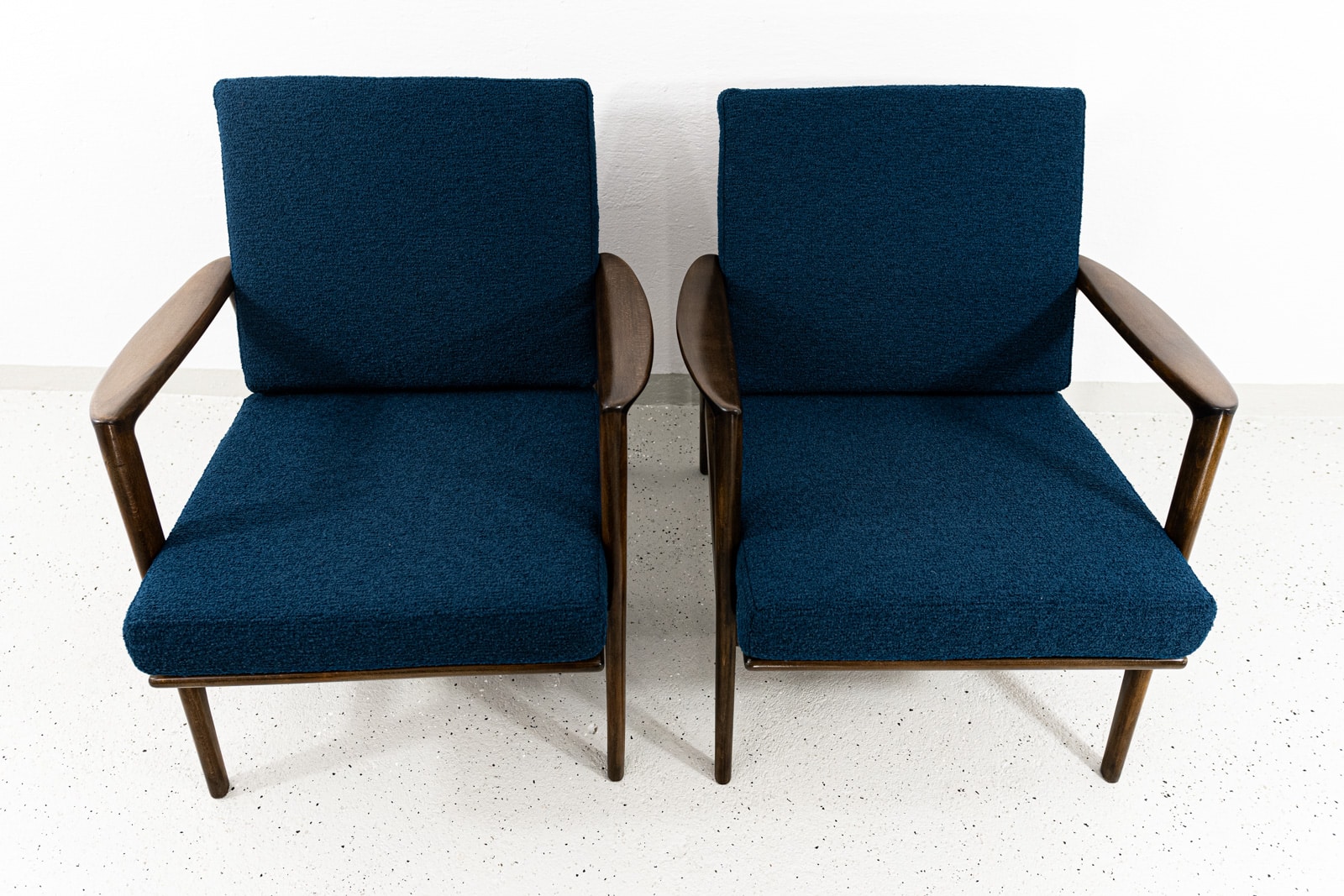 Pair of armchairs “Type 300 139” Poland, 1960’s