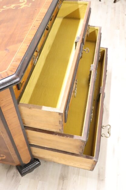 17th Century Antique Chest Of Drawers - Image 17