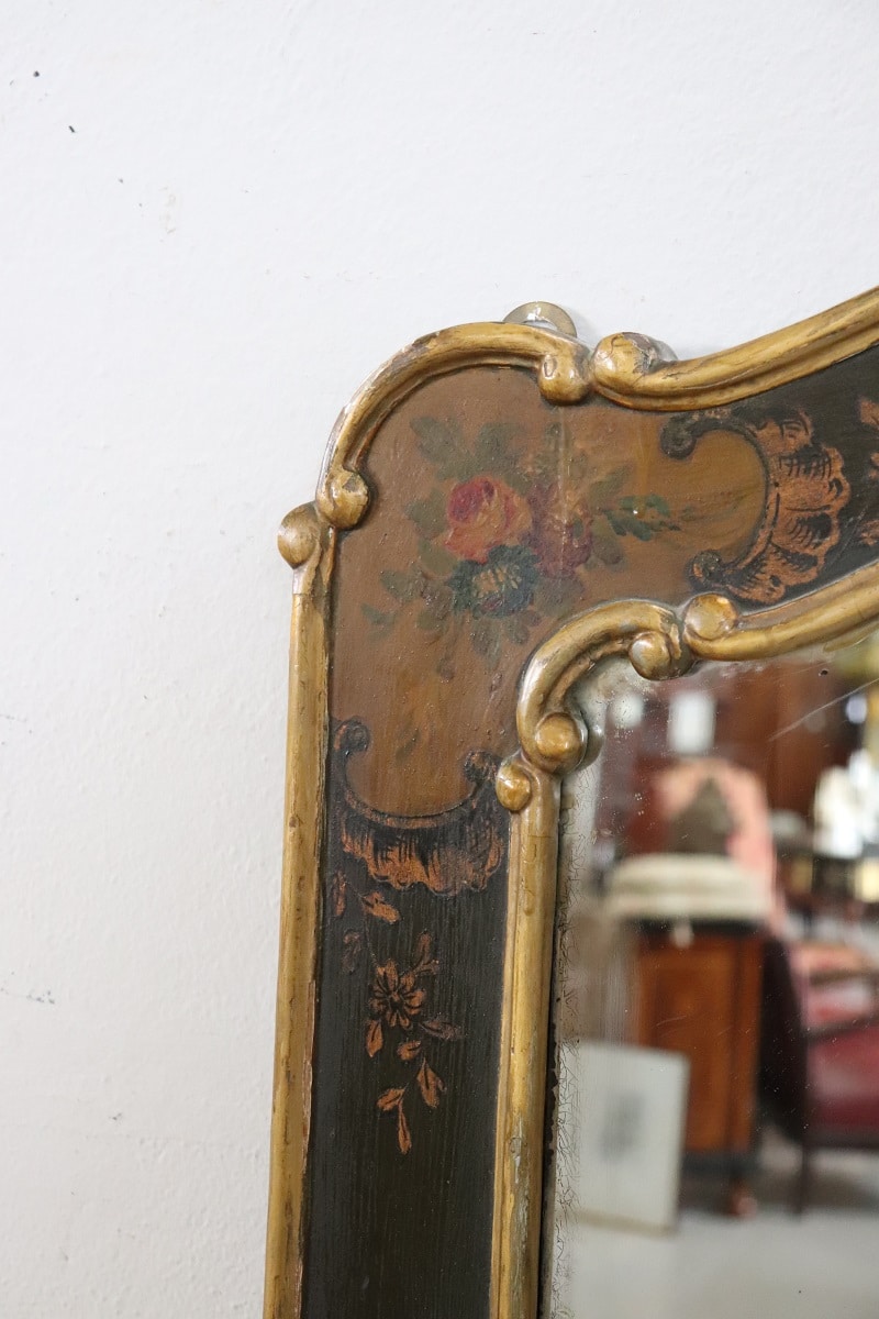 Wall Mirror With Lacquered Wood Frame