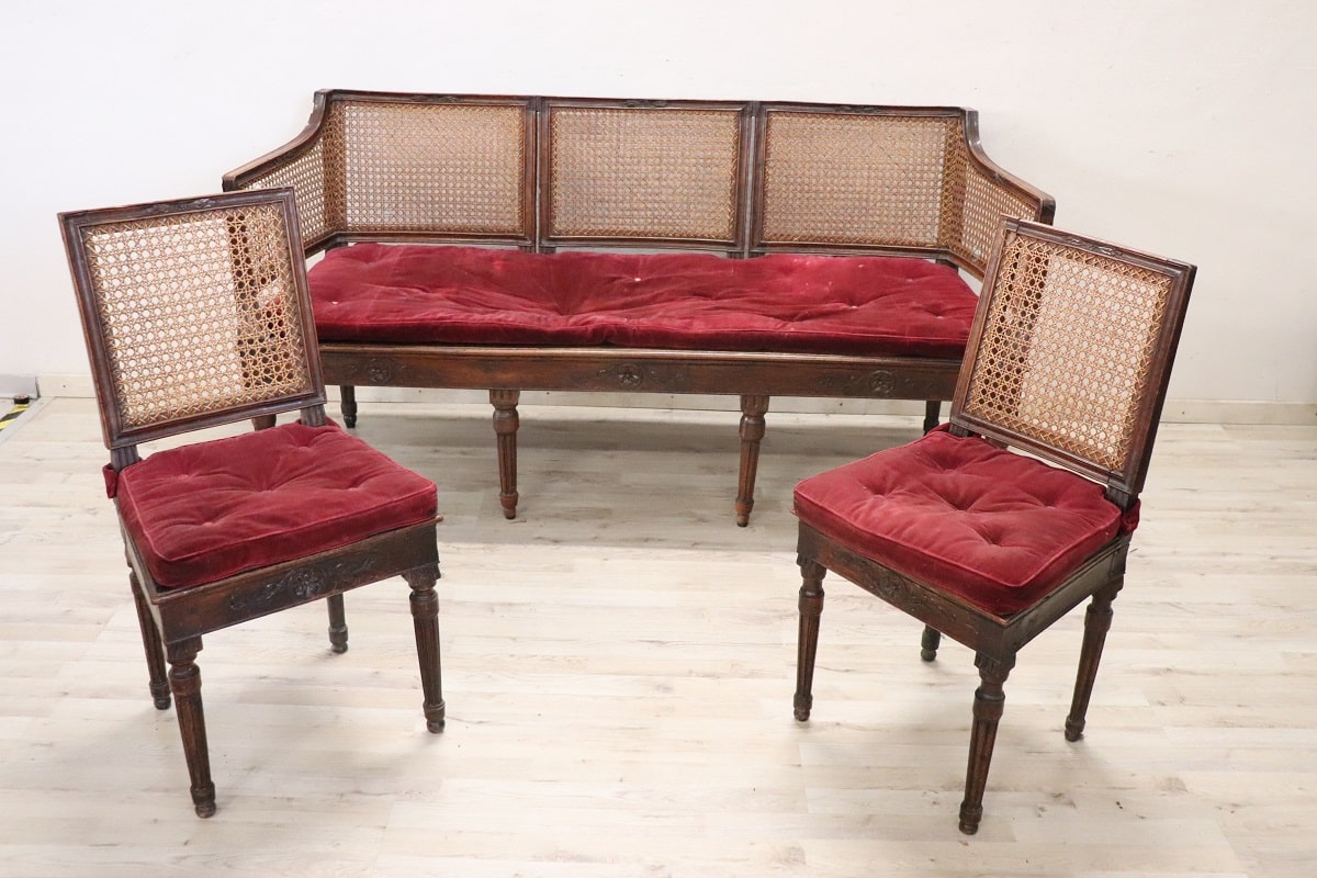 Antique Living Room Set In Walnut And Vienna Straw