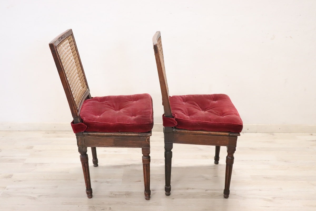 Antique Living Room Set In Walnut And Vienna Straw