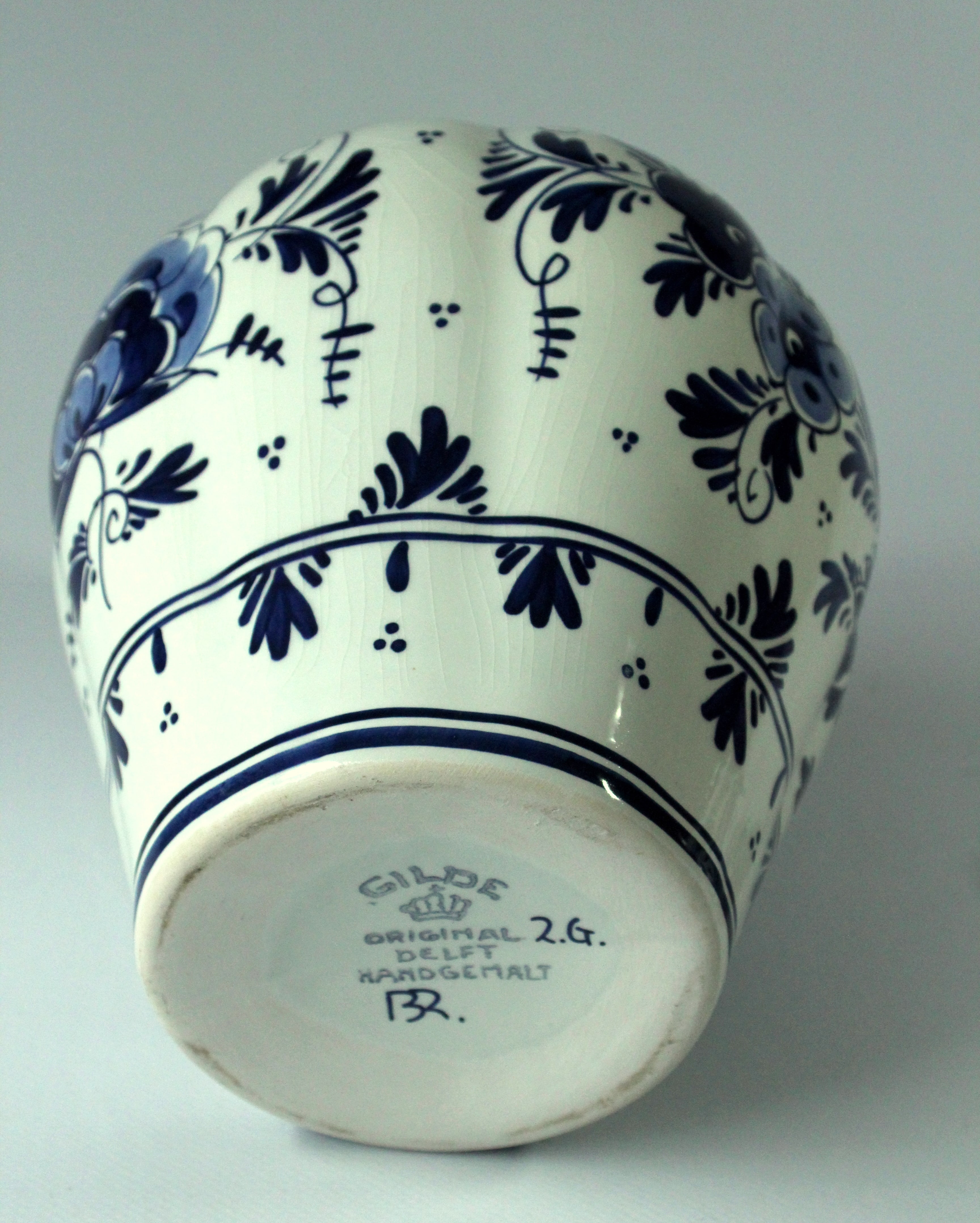 2 Delft vases with lid as a set - handpainted - Vintage