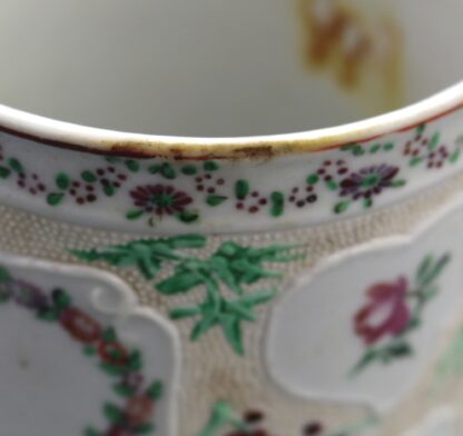 A fine and unusual antique Chinese famille rose porcelain dragon Tankard C.18thC - Image 10