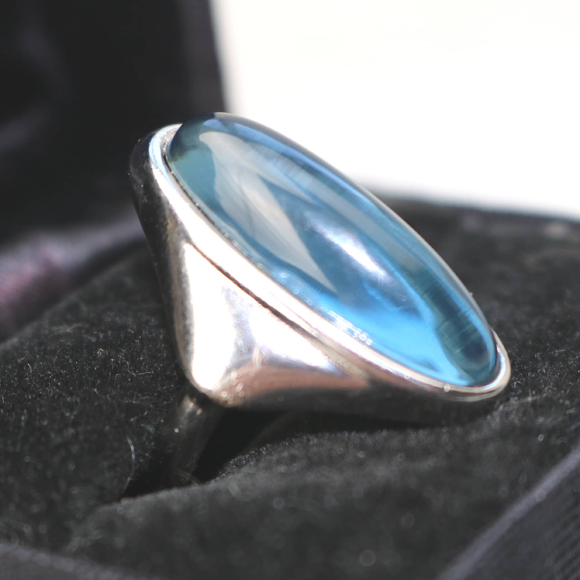 A good mid-century designer silver & stone Ring signed & gift box R/8.5 C.1960+