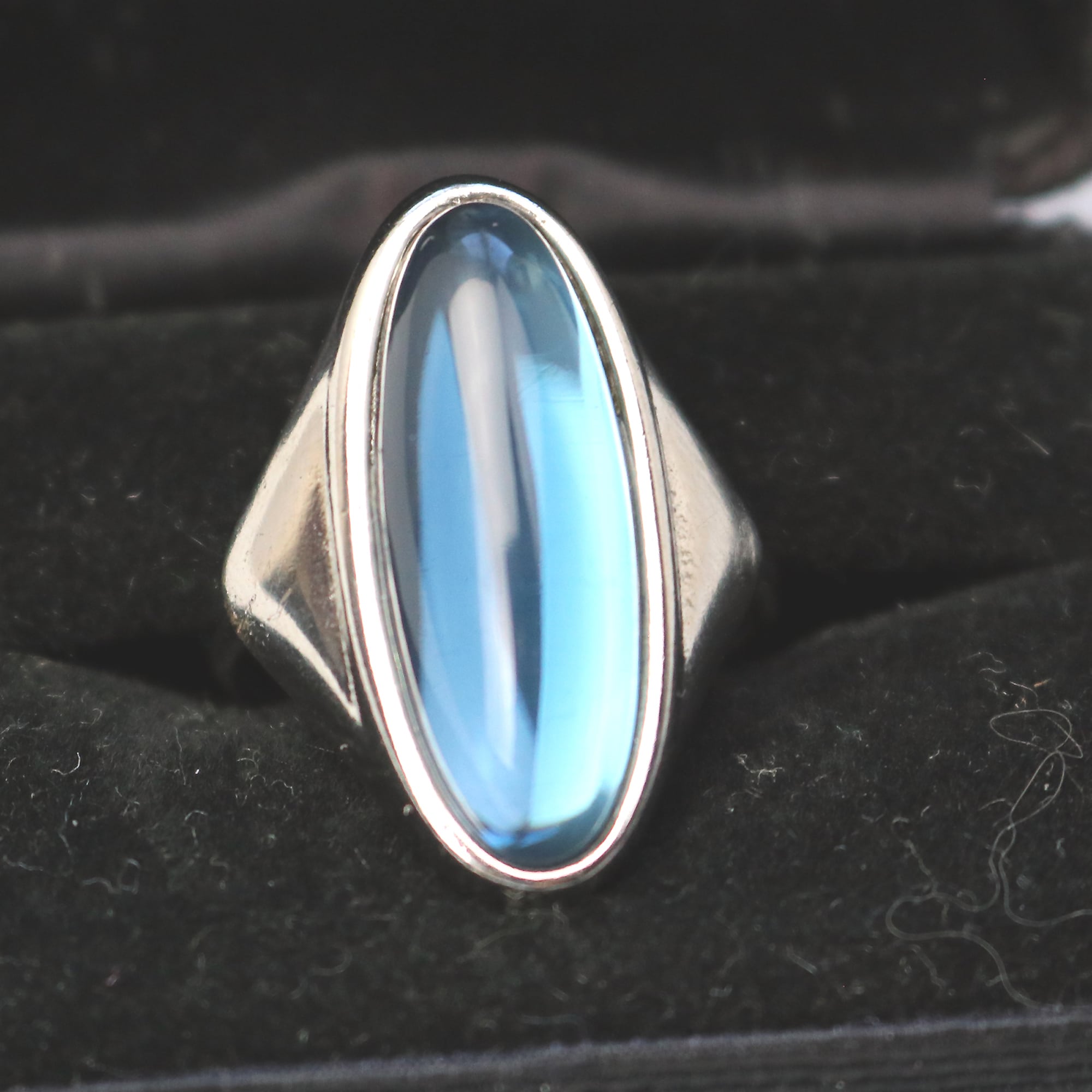 A good mid-century designer silver & stone Ring signed & gift box R/8.5 C.1960+