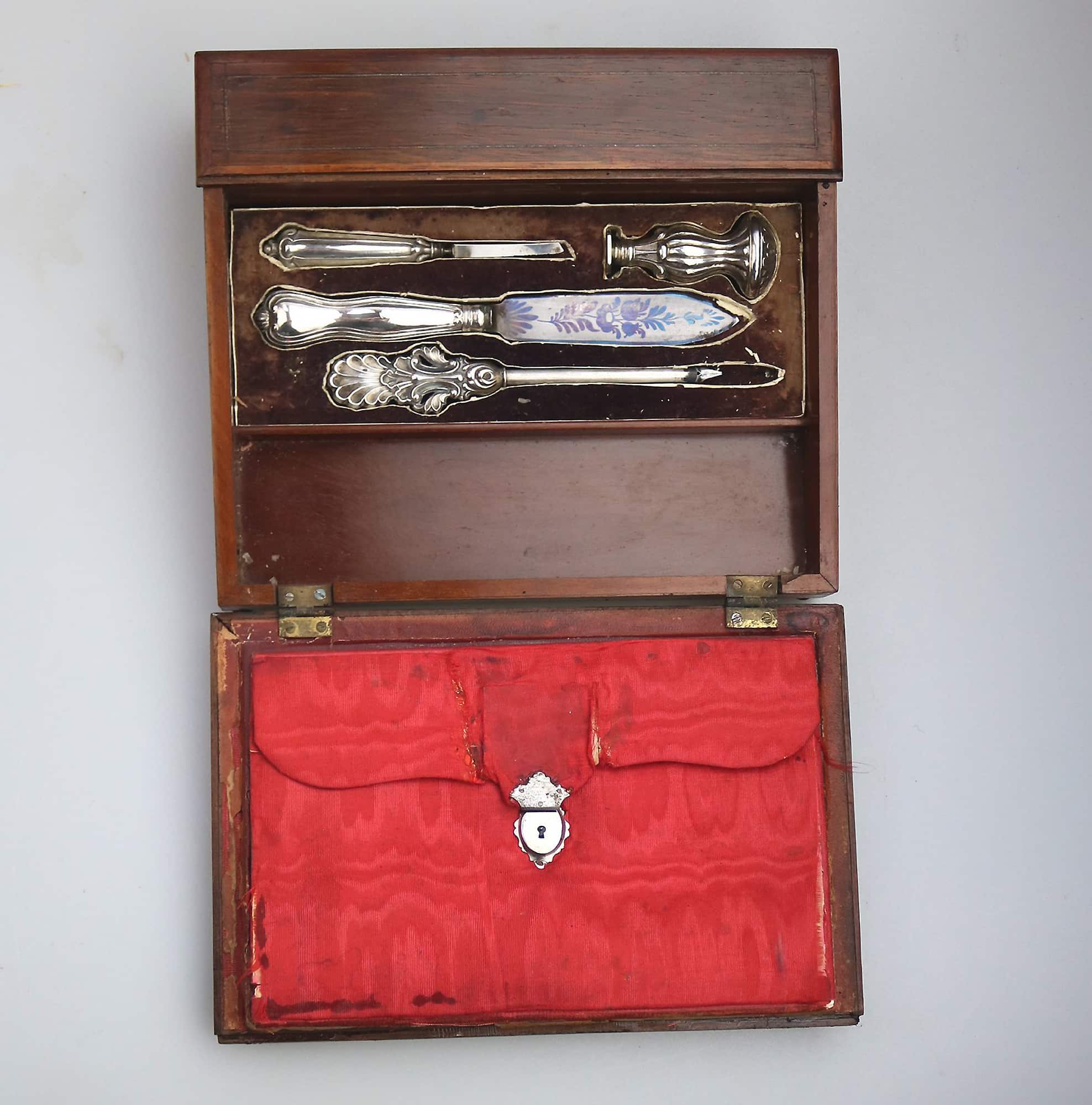 An extremely rare antique Palais Royal Madonna & child ladies Lap Desk C.19thC