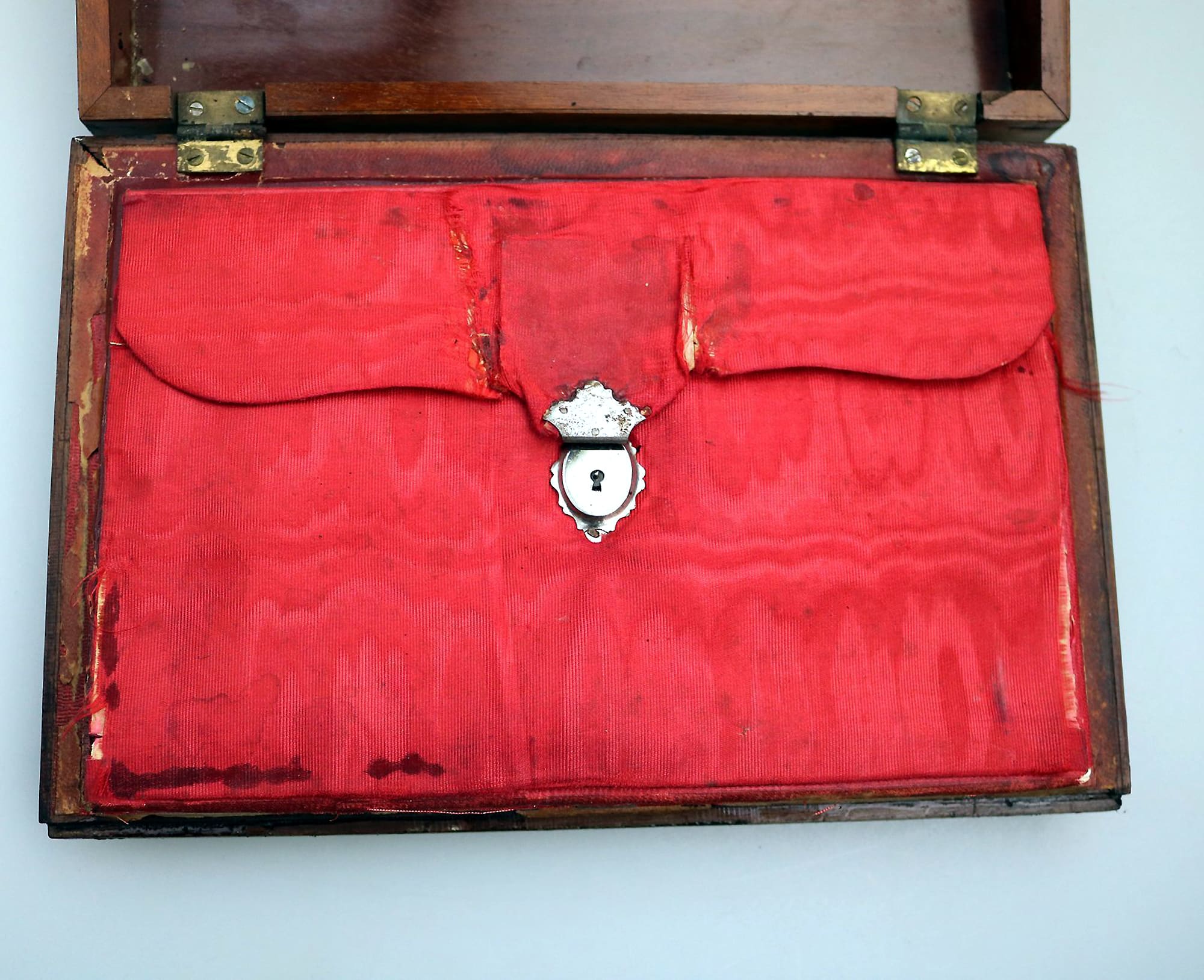 An extremely rare antique Palais Royal Madonna & child ladies Lap Desk C.19thC