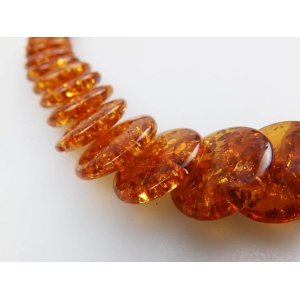 Vintage Costume Jewellery : A good Amber / Faux Amber disc Necklace C.20thC