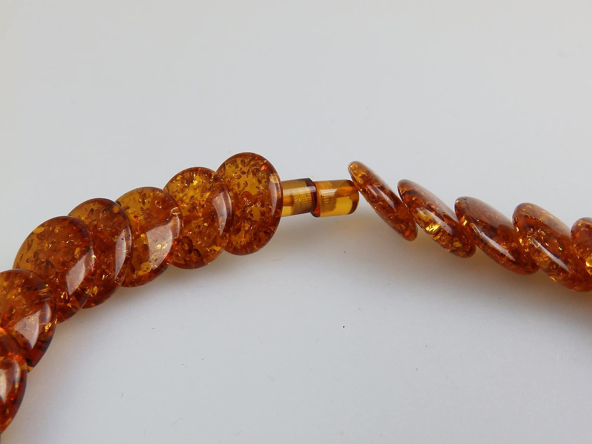 Vintage Costume Jewellery : A good Amber / Faux Amber disc Necklace C.20thC