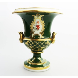 An antique English porcelain Campana Urn Vase finely hand-painted C.early 19thC