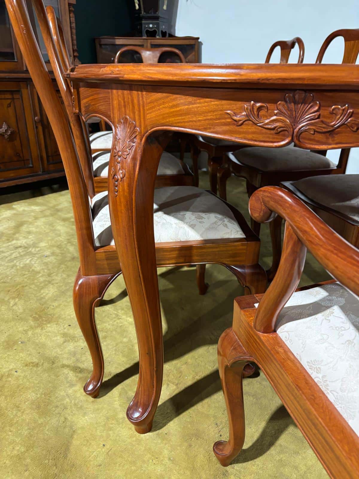 Chinese Rosewood Dining Room Table & Eight Chairs