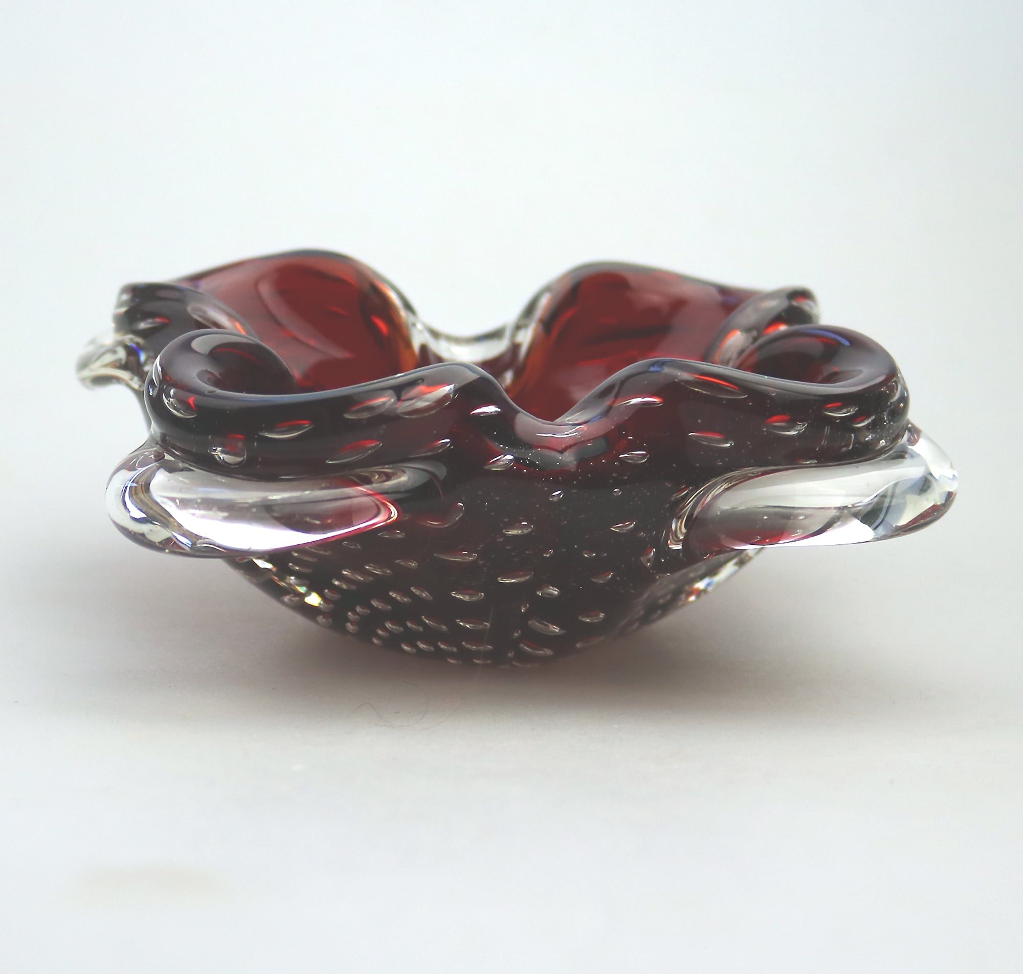 Mid-century retro Italian Art Glass Murano Sommerso control bubble Bowl C.1960