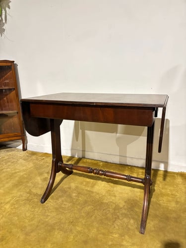 Reproduction Drop Leaf Sofa Table