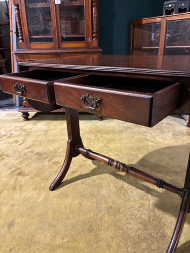 Reproduction Drop Leaf Sofa Table