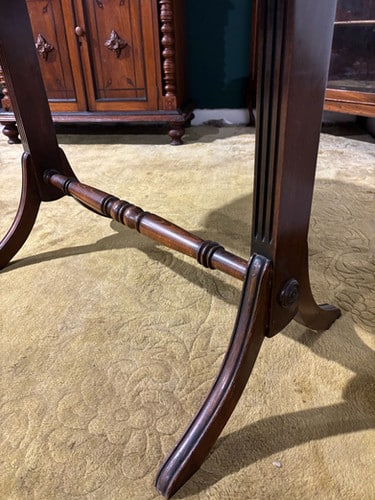 Reproduction Drop Leaf Sofa Table
