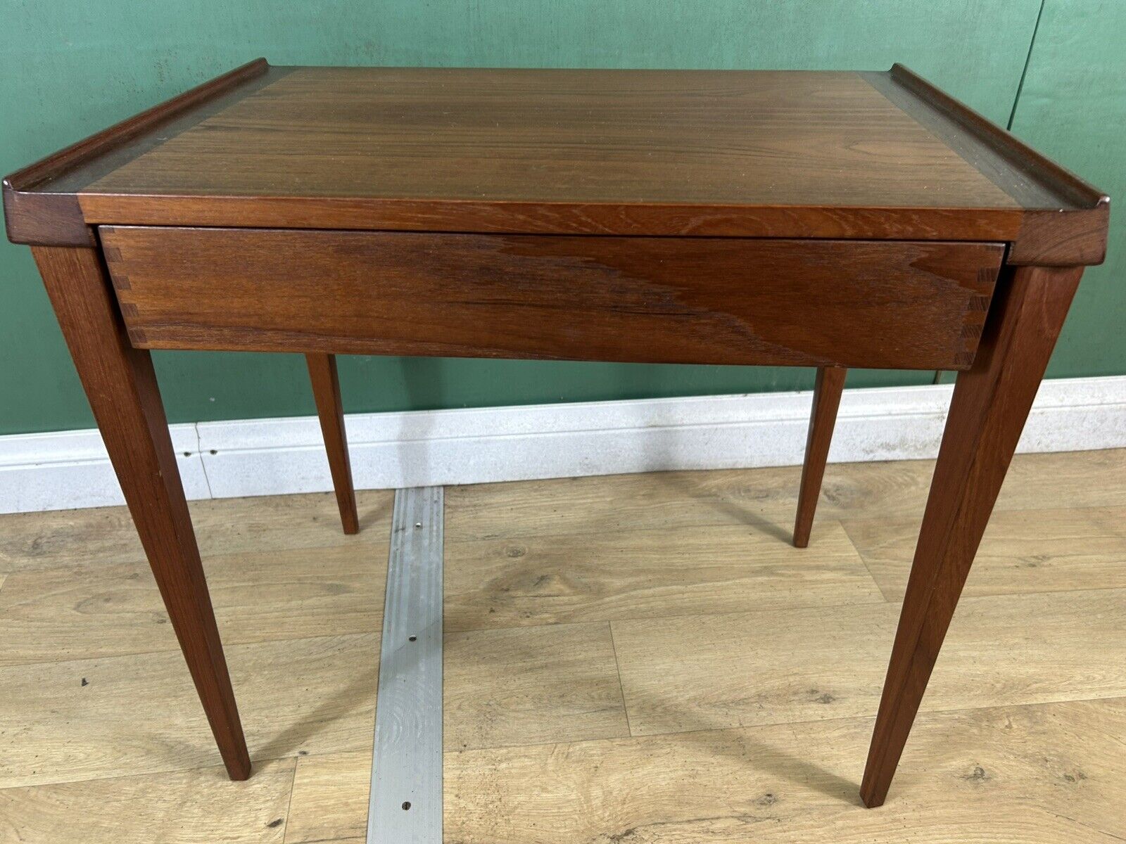Retro Vintage Mid Century Danish 🇩🇰 Teak Side Console Table By KT-Courier