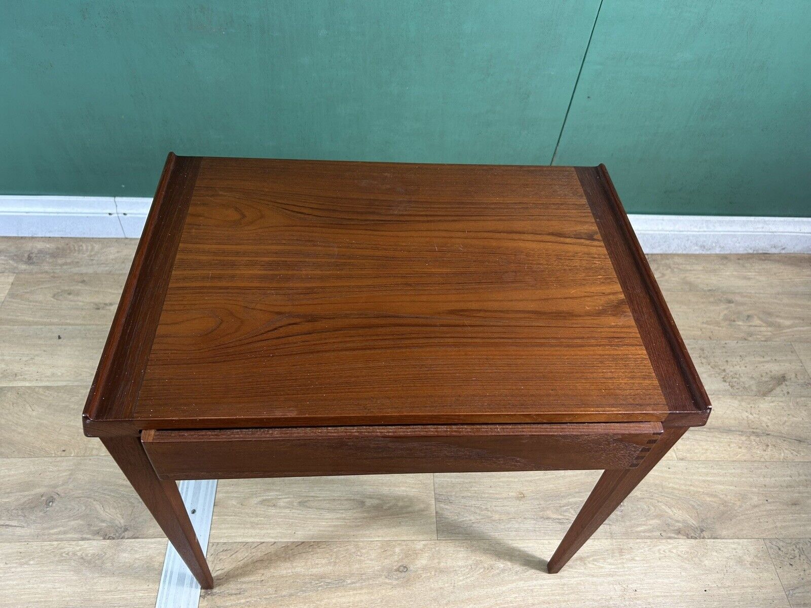 Retro Vintage Mid Century Danish 🇩🇰 Teak Side Console Table By KT-Courier