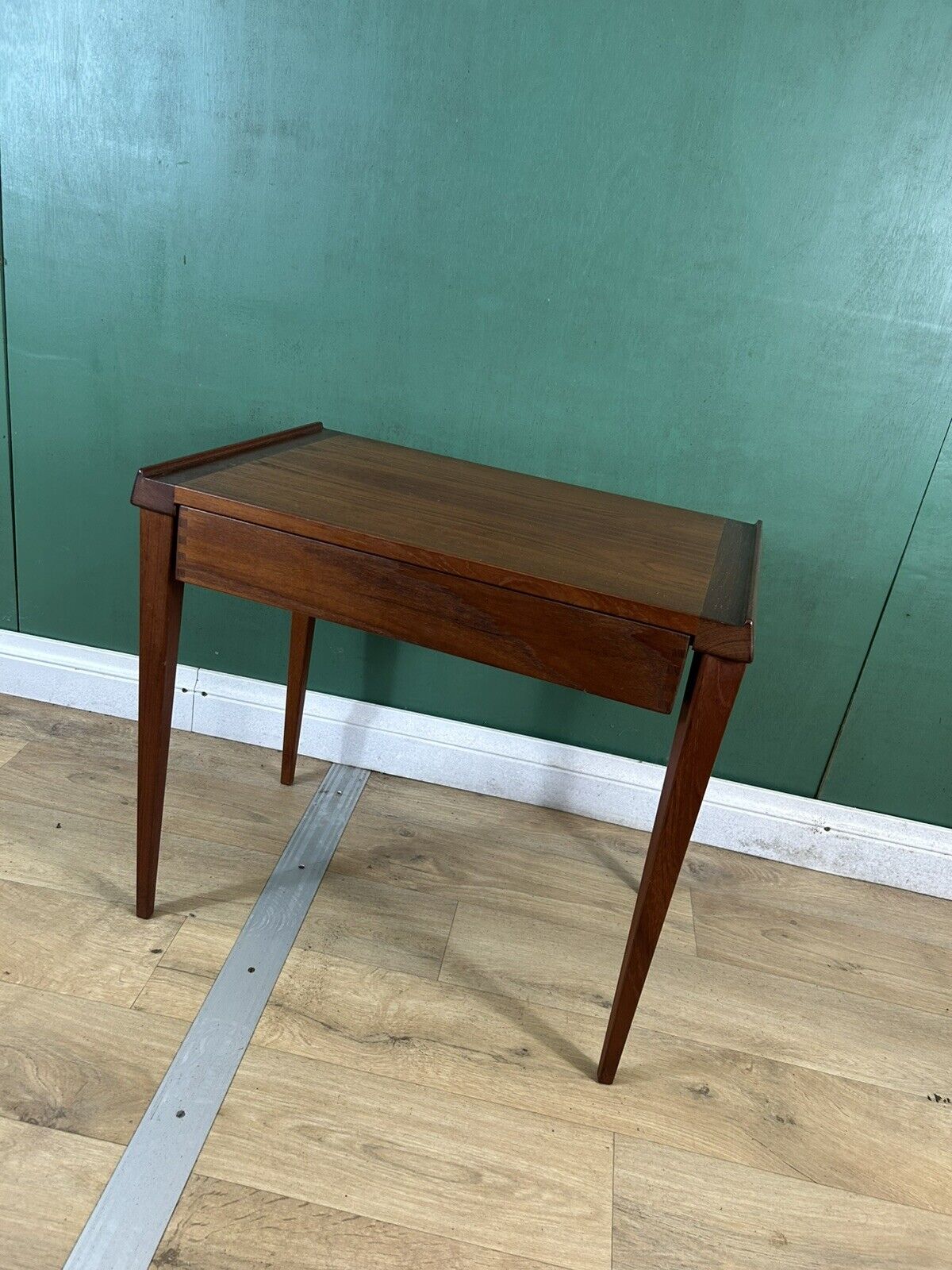 Retro Vintage Mid Century Danish 🇩🇰 Teak Side Console Table By KT-Courier