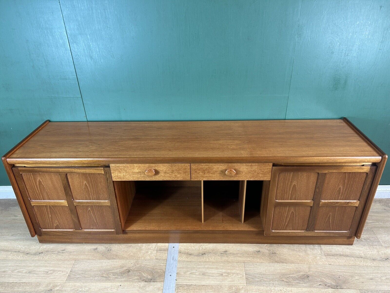 Retro Vintage Mid Century Teak Sideboard By Nathan Furniture-Courier